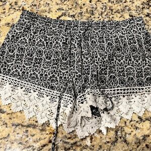 Breeze Ever shorts size medium
